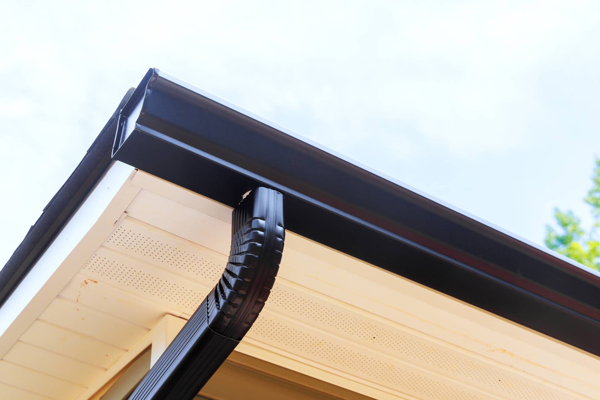 Reliable Roofline Maintenance And Installation Services